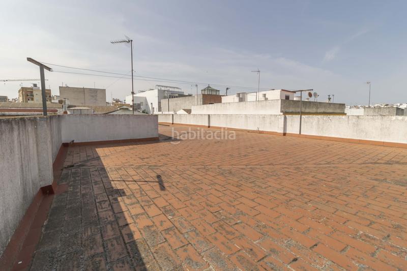 Foto 3c826873-effb-44ce-b4d7-1ac720d6cbd3. Reihenhaus mit parking in Viso del Alcor (El)