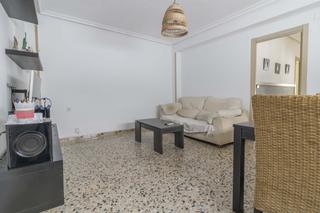 Appartement à La Plata. Piso a la venta en sevilla, zona su eminencia