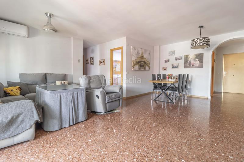 Foto ea95bf45-8a77-4d24-ae61-6d14f5e11e64. Appartement avec chauffage parking piscine dans Centro Montequinto