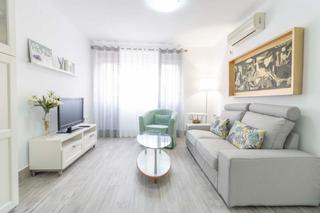 Location Appartement à Triana Este. Piso para alquiler de larga duración en triana