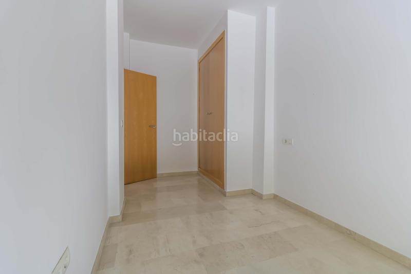 Foto 943ae272-ef3f-4f16-8ba5-45659ea260ed. Alquiler piso  para alquiler de larga duracion en Tomares
