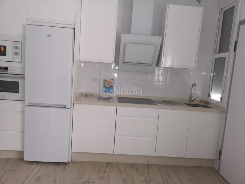 Foto 37d9da22-85a7-4535-8977-096a3d8d6a59. Alquiler piso  para alquiler de larga duración en triana, zona turruñuelo en Sevilla
