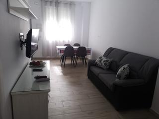 Location Appartement à Triana Oeste. Piso para alquiler de larga duración en triana, zona turruñuelo
