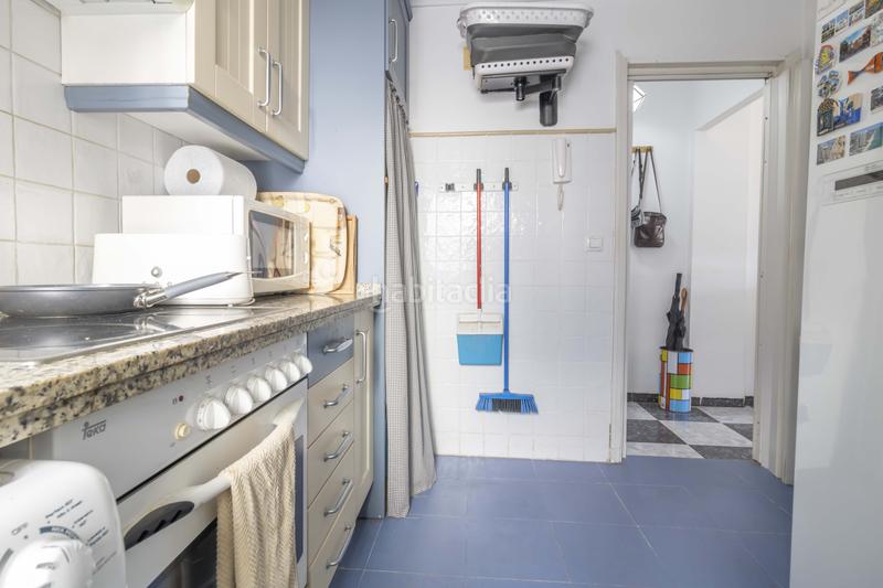 Foto cf9131c7-90c8-4ccf-85b9-073a24c707d2. Miete etagenwohnung mit parking in Triana Oeste Sevilla