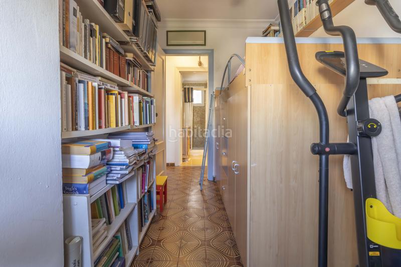 Foto f2cd025b-3c17-4897-9068-0df997c84f59. Miete etagenwohnung mit parking in Triana Oeste Sevilla