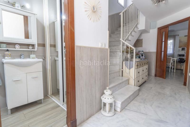 Foto c381f384-9d55-46ec-b94e-60e41a88f465. Maison jumelée avec chauffage parking dans Olivar de Quintos Montequinto