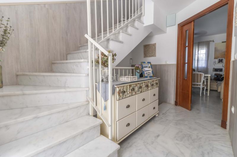 Foto e1631a20-4f7c-4883-b2ae-16be62959719. Maison jumelée avec chauffage parking dans Olivar de Quintos Montequinto