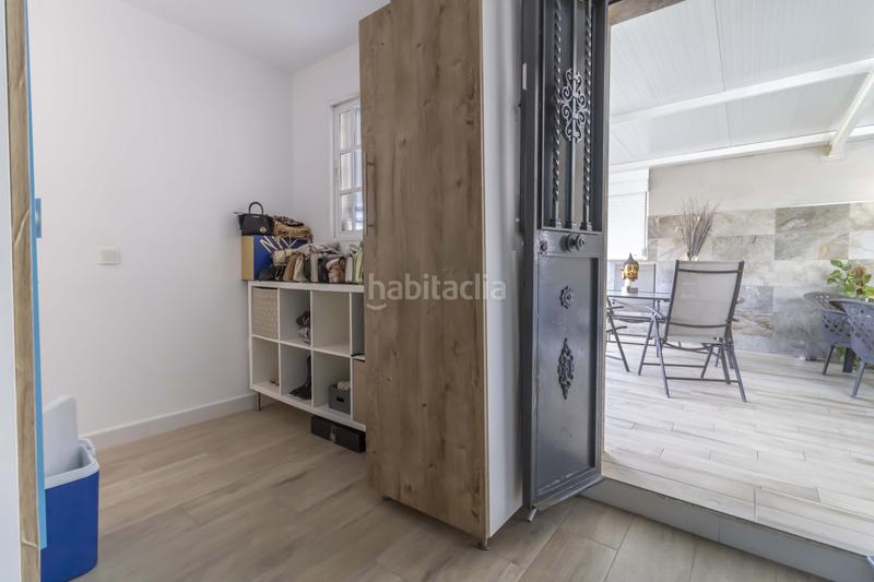 Foto 11d213a8-4b78-42ab-acaa-664d78672ecb. Casa adossada amb calefacció a La Plata Sevilla