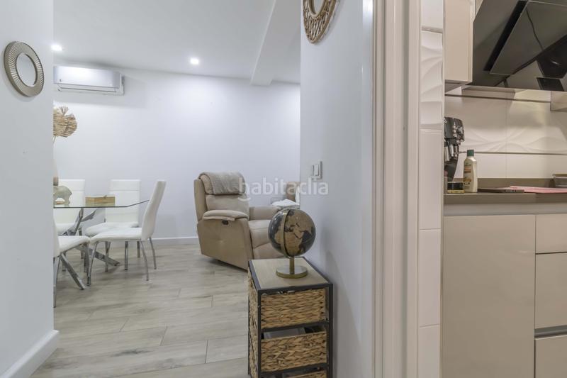 Foto 1b5dcb9b-c0e7-4a95-a3ca-fb5eb43d8052. Casa adossada amb calefacció a La Plata Sevilla