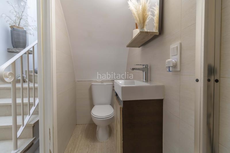 Foto 2dd88827-d2f5-4890-a4a8-e5e6fc2a5f75. Casa adossada amb calefacció a La Plata Sevilla