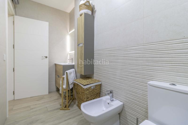 Foto 65ed355a-28c2-4c3e-bb54-2018e75fb993. Casa adossada amb calefacció a La Plata Sevilla