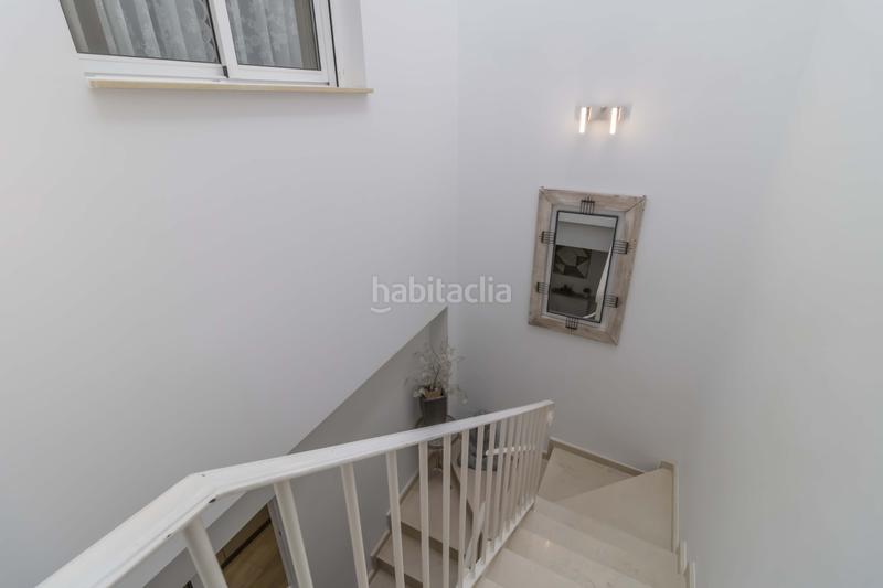 Foto b7d4c80e-b5fa-404f-a6d4-6f59cbdbac37. Casa adossada amb calefacció a La Plata Sevilla