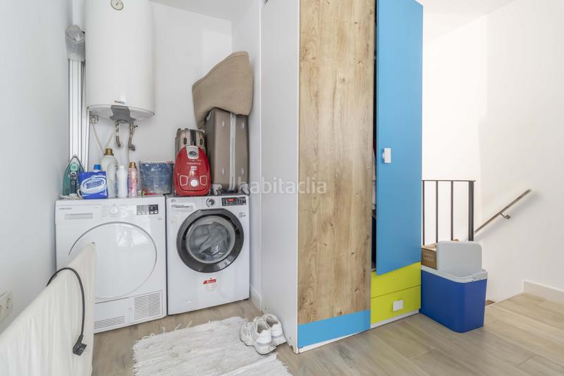 Foto d8f2fdeb-3b70-4446-ac59-a26cb3c87a77. Casa adossada amb calefacció a La Plata Sevilla