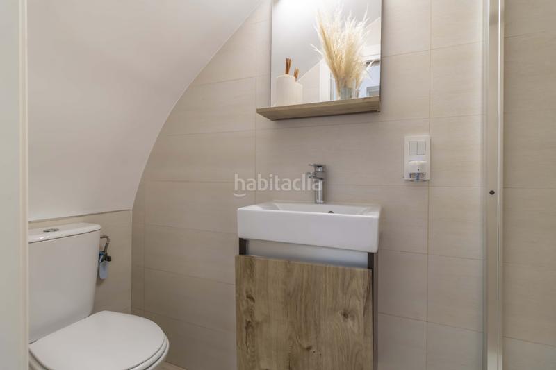 Foto da71ae4c-6f3d-4bd4-9b37-3d8edaee0179. Casa adossada amb calefacció a La Plata Sevilla