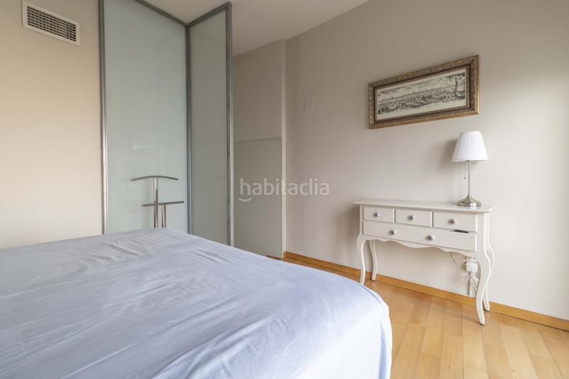 Foto 3362f30e-0dfd-4de5-9d08-006afff44be7. Rent flat with heating parking in La Calzada - La Florida Sevilla