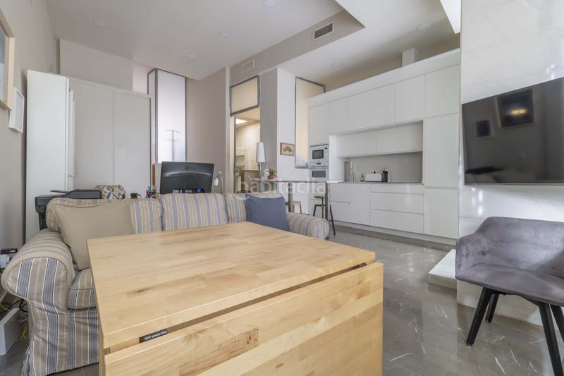 Foto 74d7e91e-6c7a-4980-a1a8-97b30bd9bf3d. Rent flat with heating parking in La Calzada - La Florida Sevilla