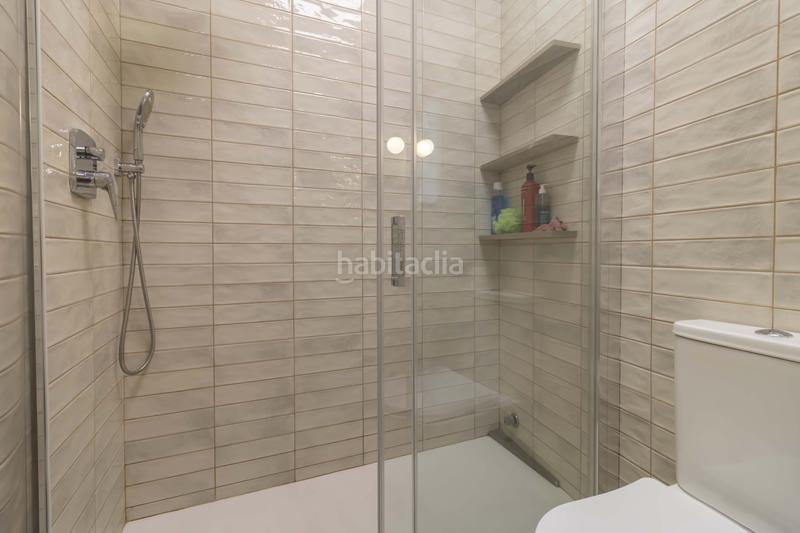 Foto 7fa40b8c-0e57-4ff9-88b2-a535bb074285. Rent flat with heating parking in La Calzada - La Florida Sevilla