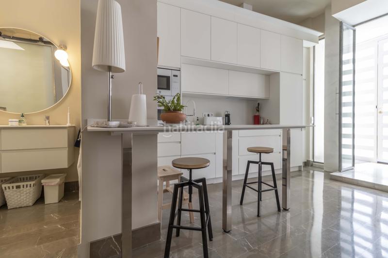 Foto c731a933-1064-4d84-ade5-0888528a1e42. Rent flat with heating parking in La Calzada - La Florida Sevilla