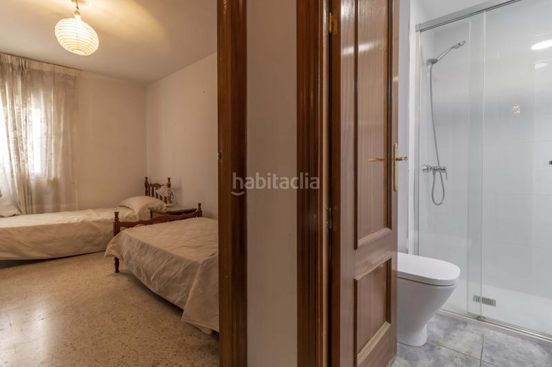 Foto 0d1ec9f7-ba39-42db-91f4-9ad9dfa082eb. Pis amb aparcament a Santa Catalina Sevilla