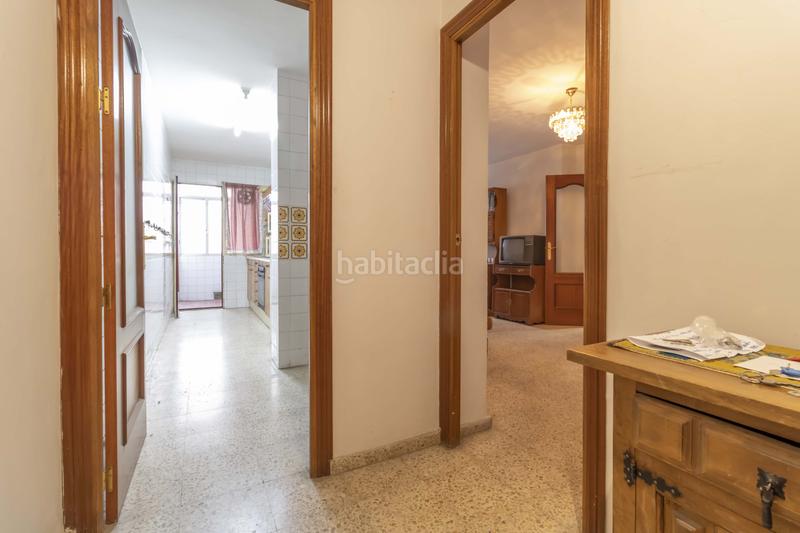 Foto 6d65a617-cf7a-4df7-bc40-eb2237d3d5ff. Pis amb aparcament a Santa Catalina Sevilla