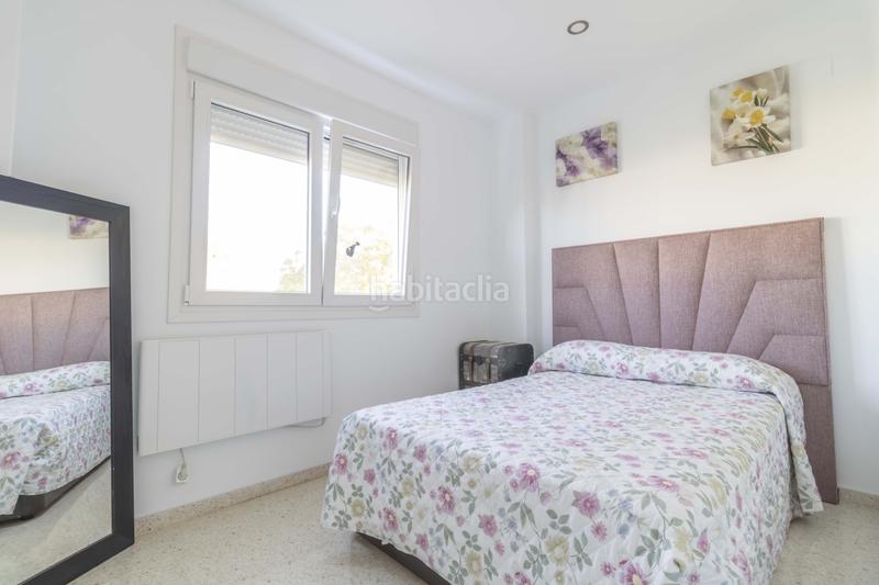 Foto ccb42bd6-7de2-4371-94a1-b84211ad0e50. Casa adossada amb aparcament a cerros de Montequinto Montequinto