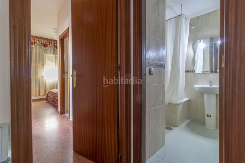 Foto 8565b66b-4b71-4f67-ad26-ac551b985f49. Casa adossada a Palmete Sevilla