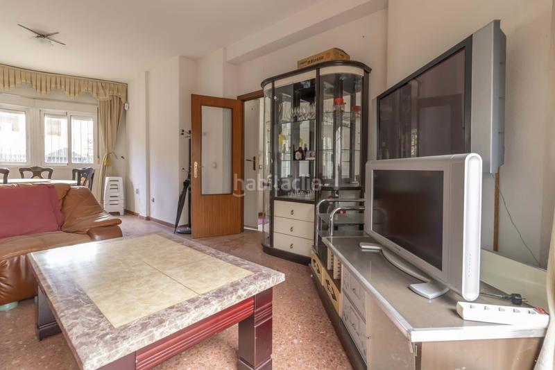 Foto dfa84441-23cf-4433-ac6a-b6e28a4b4542. Casa adossada a Palmete Sevilla