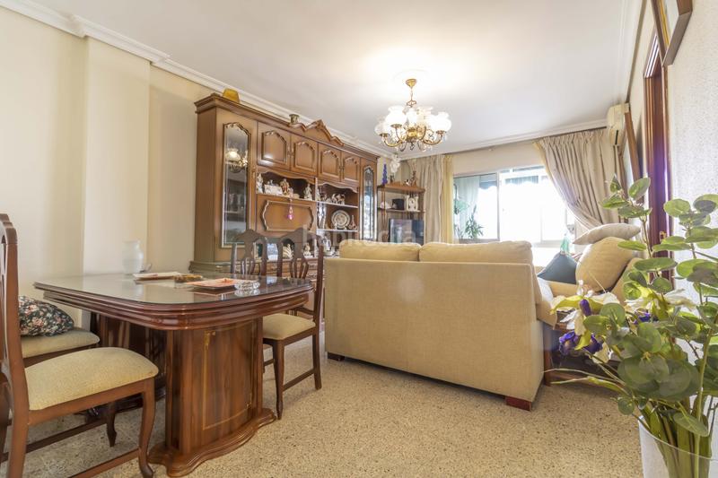 Foto 4519c55f-ee1e-4135-9959-b7afbacb013e. Pis a La Plata Sevilla