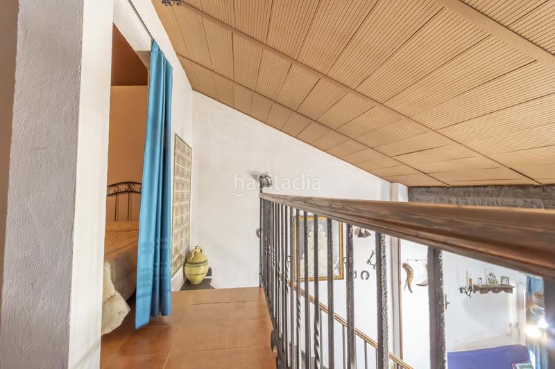 Foto 27f1da1f-1c2e-4f7a-80f8-8daf5fcfb995. Casa adossada amb calefacció a Castillo de las Guardas (El)