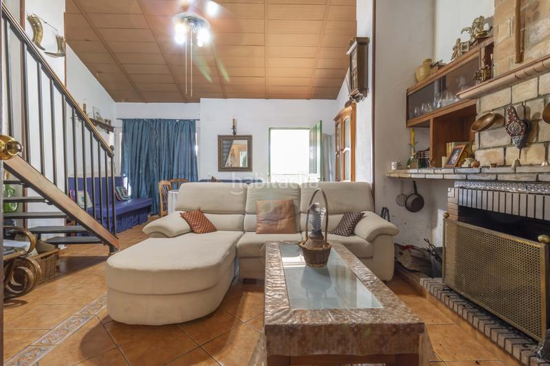 Foto b16c389e-0456-4a01-a180-f3baa1ab23d8. Casa adossada amb calefacció a Castillo de las Guardas (El)