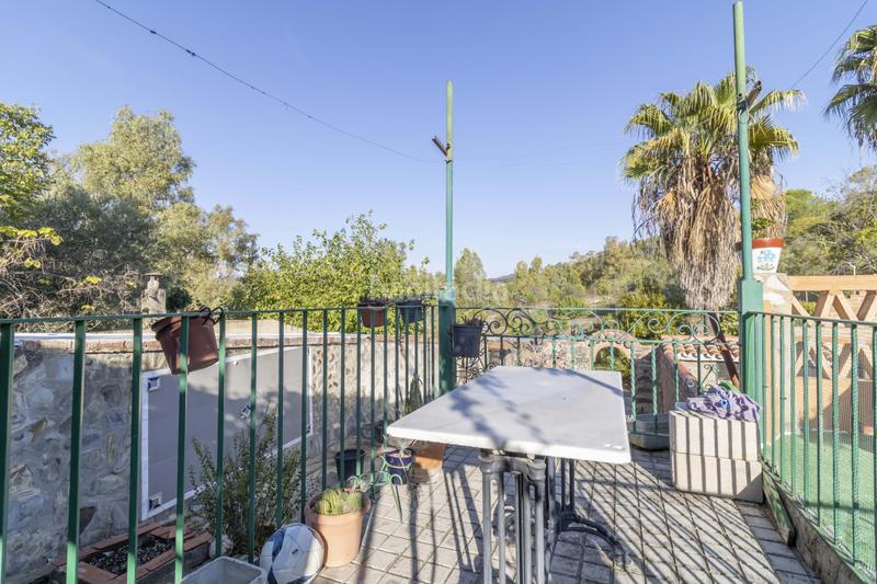 Foto e7c2b4ae-951c-4861-9eed-67d5e1319ded. Casa adossada amb calefacció a Castillo de las Guardas (El)