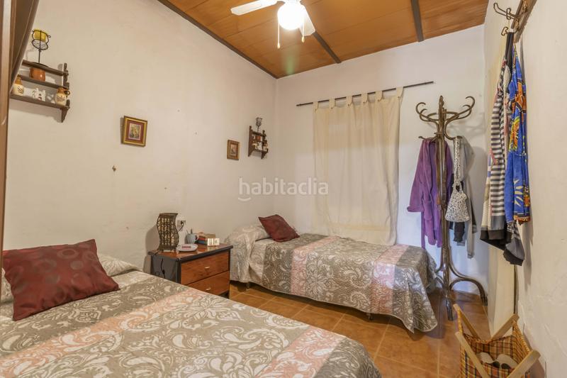 Foto fed23abf-2f02-4a1e-8438-0d01360087e8. Casa adossada amb calefacció a Castillo de las Guardas (El)