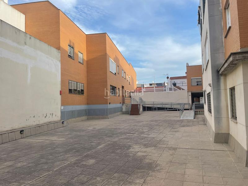 Foto 4c2f8abd-895a-4148-be98-4f1ffdd161b6. Appartamento con parcheggio in La Motilla - Fuente del Rey Dos Hermanas