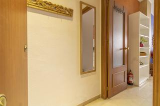 Pis a San Vicente. Piso con amplia terraza privada a la venta en pleno centro de se