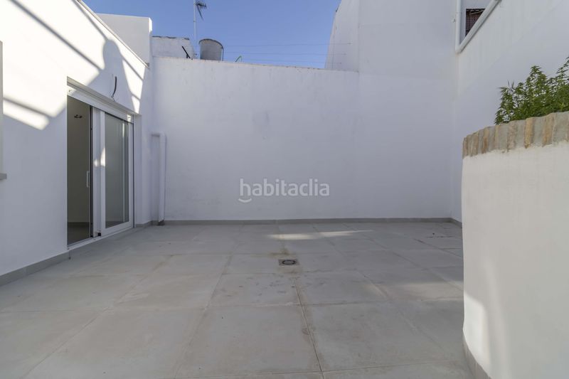 Foto 3f69183e-2b56-427b-88e9-2bdb89adbb27. Casa adossada a Salteras