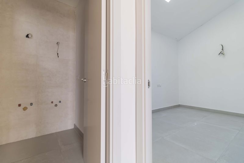 Foto 5a2246df-f46a-40df-902a-7eea1ee3bfe8. Casa adossada a Salteras