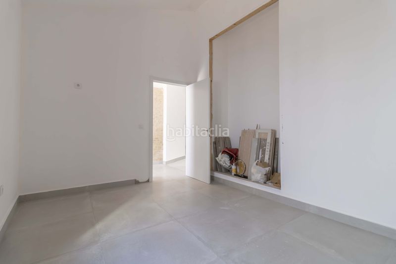 Foto 8dd5d762-adf1-4451-9b0a-cef5b771d9fb. Casa adossada a Salteras