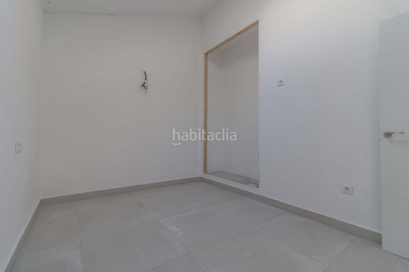Foto 94b1c27d-8cfd-419f-94e3-ad9c49aaf62e. Casa adossada a Salteras