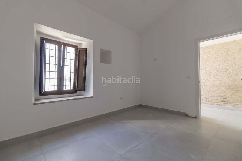 Foto ca4ebdb4-650d-4cf0-a6e2-5b4f9d029583. Casa adossada a Salteras