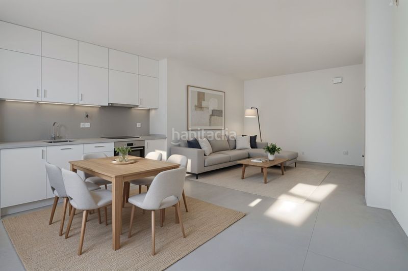 Foto f670c76c-a32d-4974-8f66-2d821ab31762. Casa adossada a Salteras