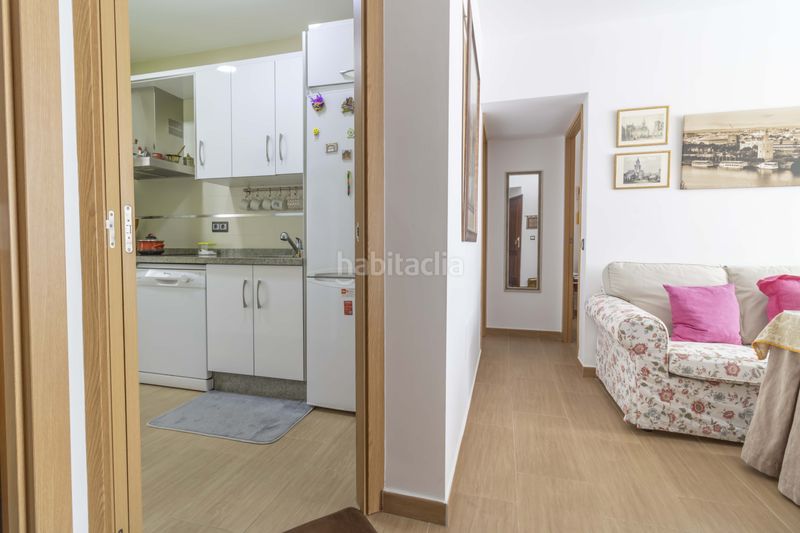Foto b5b7d3cd-26d3-4d07-a8b4-a8b23669898b. Pis amb calefacció a Barrio del Nervión Sevilla