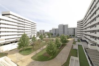 Pis a Torreblanca. Piso de reciente construcción en urbanizacion con piscina, garaj