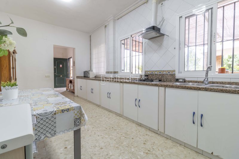 Foto cd6a4c55-af6f-41da-bc87-46aac9e2e772. Casa amb piscina a Carmona