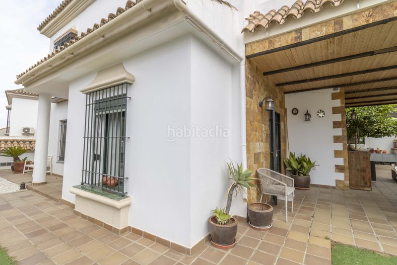 Foto e702e55f-8819-48ef-bade-e399267a7ccb. Casa amb calefacció aparcament piscina a Olivar de Quintos Montequinto