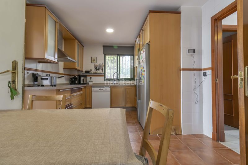 Foto ff8611b3-5222-400e-a96a-bb63b217677b. Casa amb calefacció aparcament piscina a Olivar de Quintos Montequinto