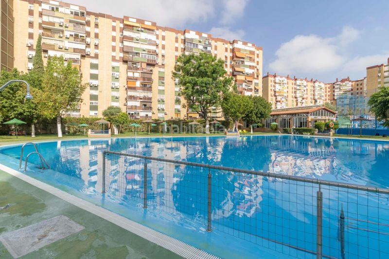 Foto a1db4e09-55c7-4005-b324-6720b1df0bd6. Pis amb piscina a Sta. Aurelia - Cantábrico - Atlàntico - La Romería Sevilla