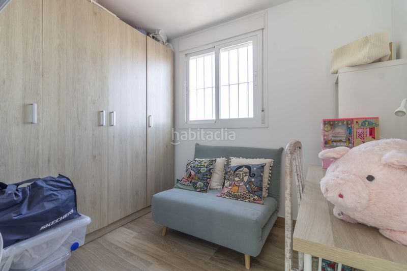 Foto 1cf749c9-d23a-4882-9053-dcfa12901473. Casa aparellada amb aparcament piscina a Ciudad Jardín Sevilla