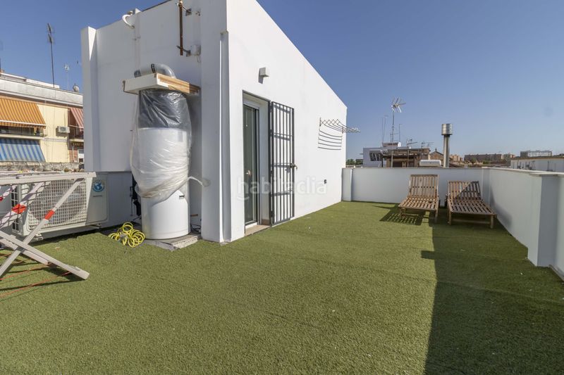 Foto f5e183ed-a16d-49a0-a451-e341ae7cf4b6. Casa aparellada amb aparcament piscina a Ciudad Jardín Sevilla
