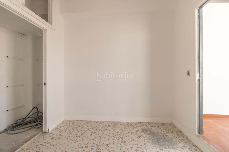 Foto 0ef9fdb4-a863-4eea-a4a6-08645b02c86c. Casa adossada amb aparcament a Palmete Sevilla