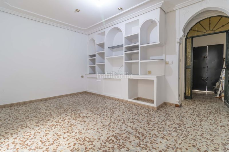 Foto 4b25c898-519d-4902-99fe-efdfa0a4b26a. Casa adossada amb aparcament a Palmete Sevilla